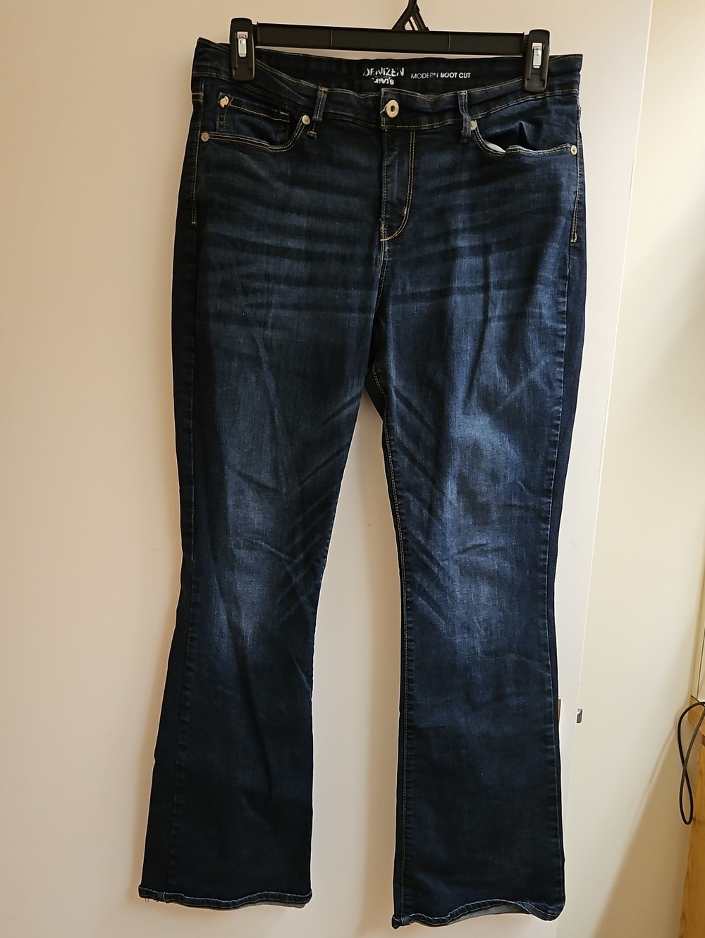 Denizen by Levi's Women's Modern Boot Cut Jeans Dark Indigo Size 18M 34x32